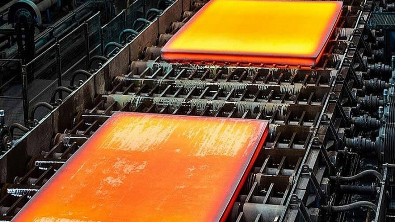 گزارش جامع بازار فولاد ایران و جهان – 3 تا 9 آبان ۱۴۰۴